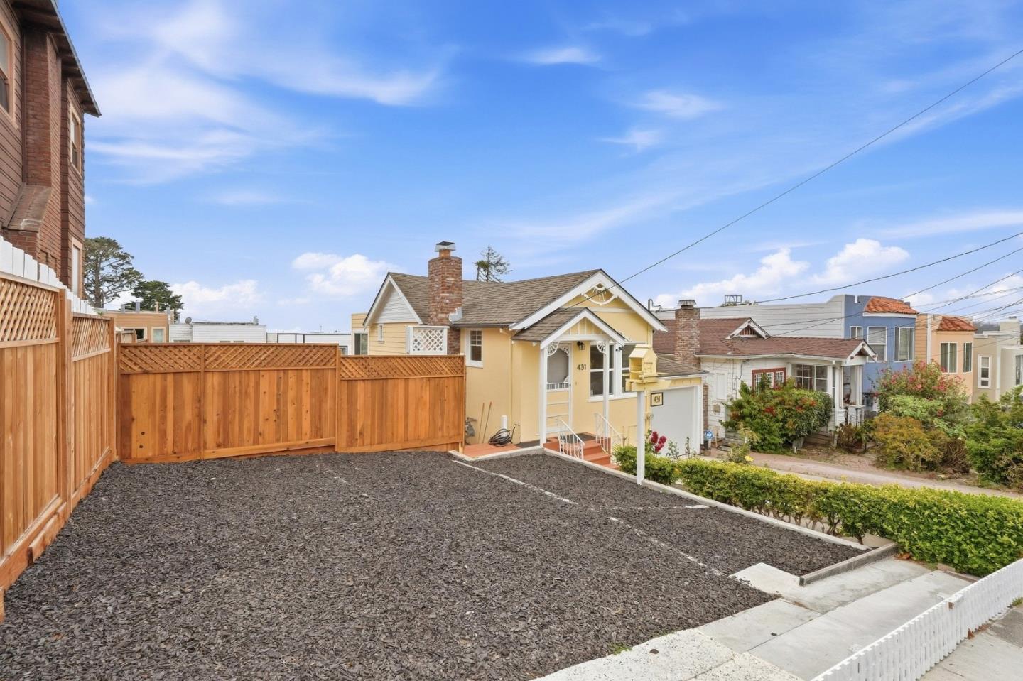 431 Vernon Street