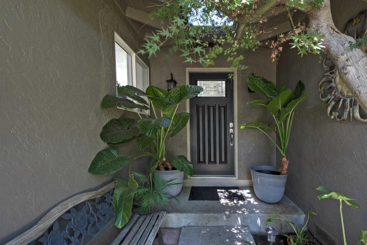 5691 San Lorenzo Drive