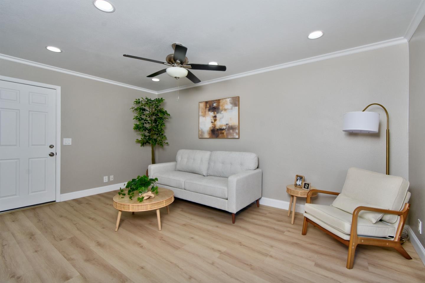 5691 San Lorenzo Drive