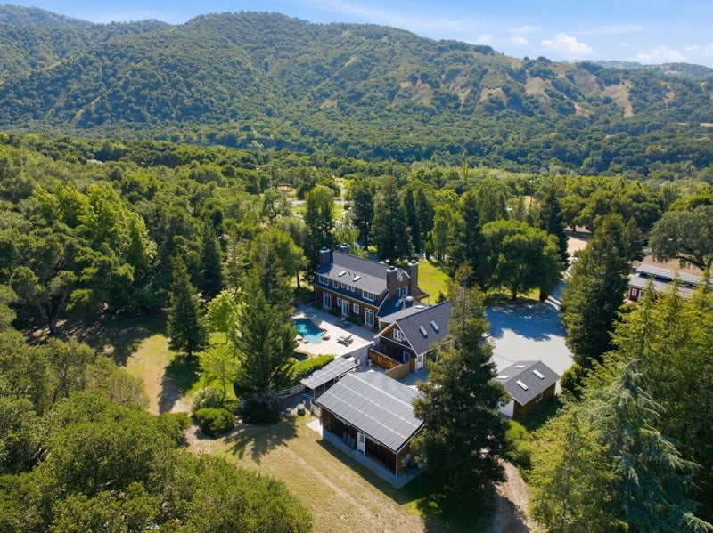 7 San Clemente Drive