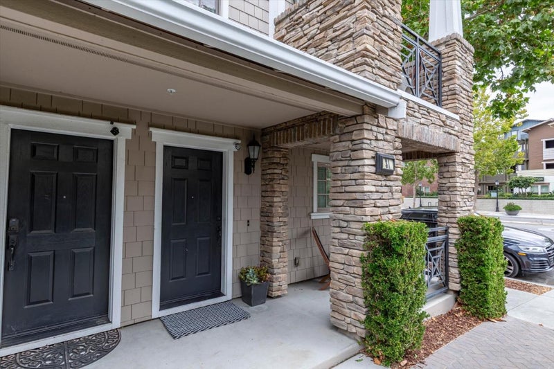 31 Artisan Way
