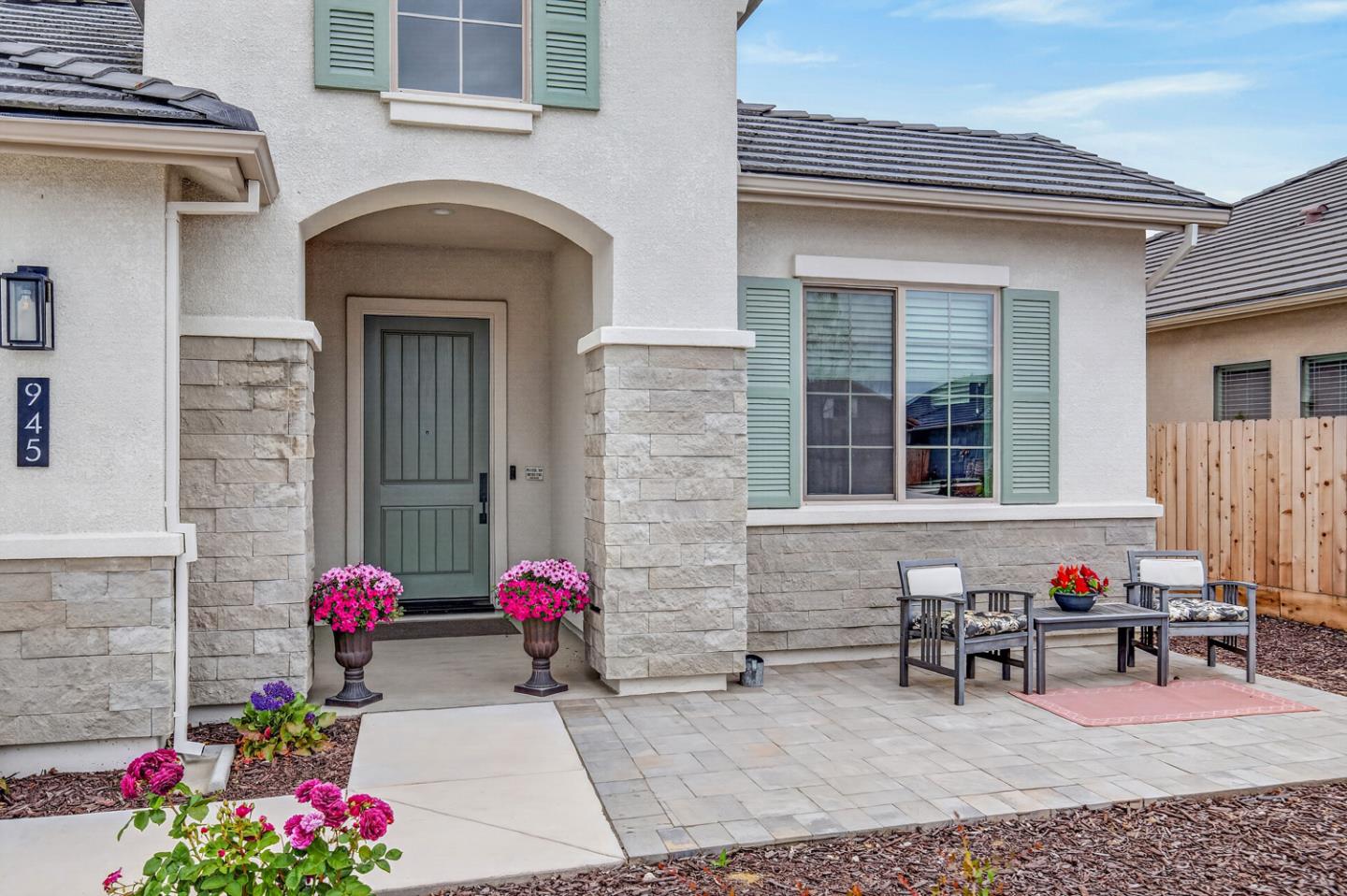 945 Cambria Court