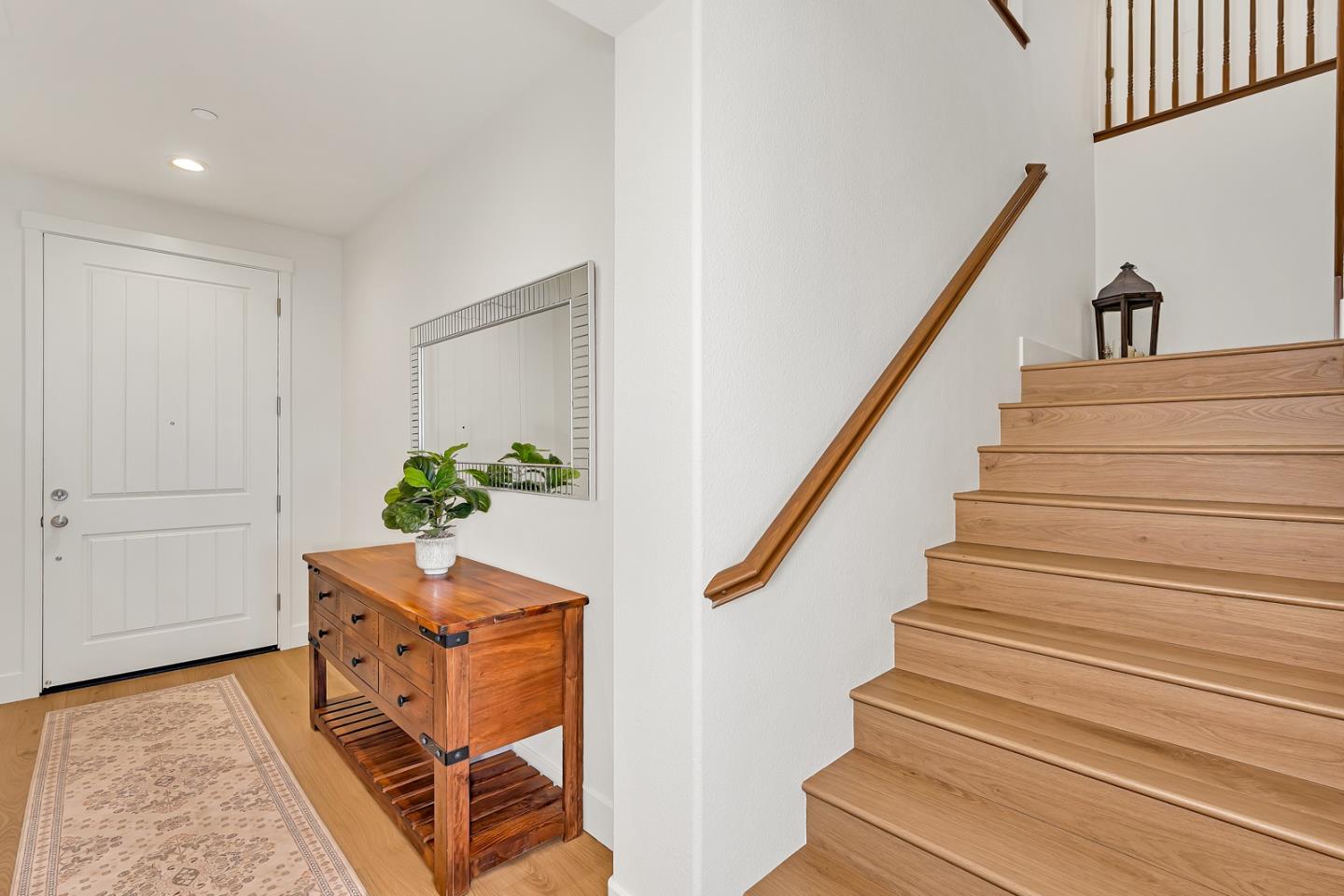 1174 Sunridge Drive