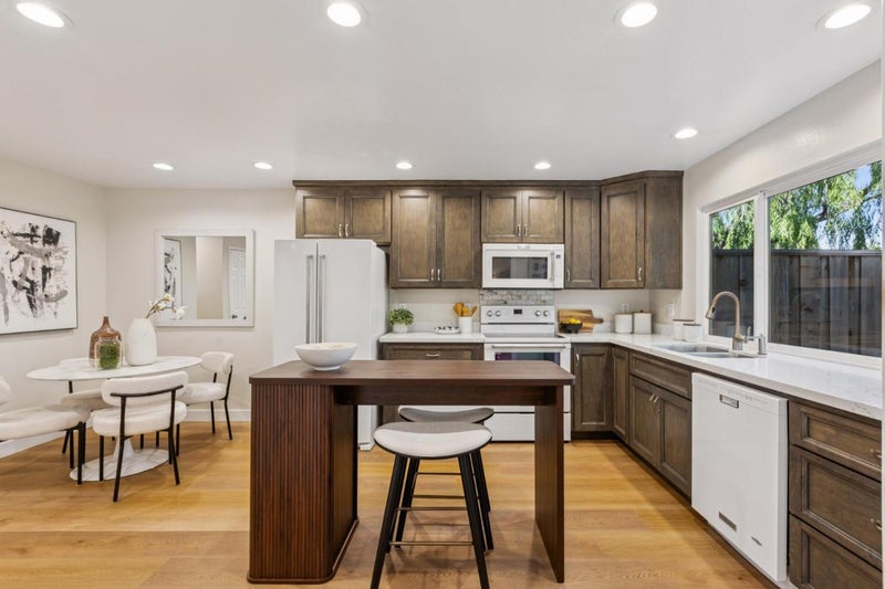 344 Pine Wood Lane