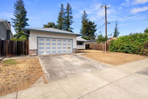 Tiny photo for 1579 Heron Avenue, SUNNYVALE, CA 94087 (MLS # ML82023909)