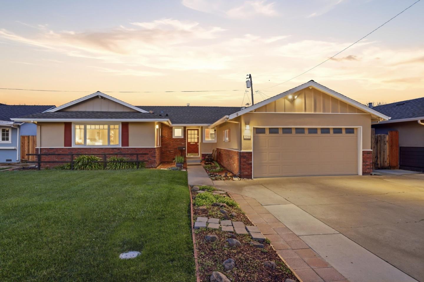 3790 Blossomview Drive