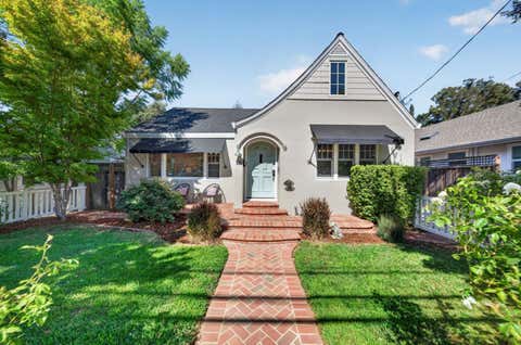 Photo of 105 Loma Alta Avenue, Los Gatos, CA 95030 (MLS # ML82057822)