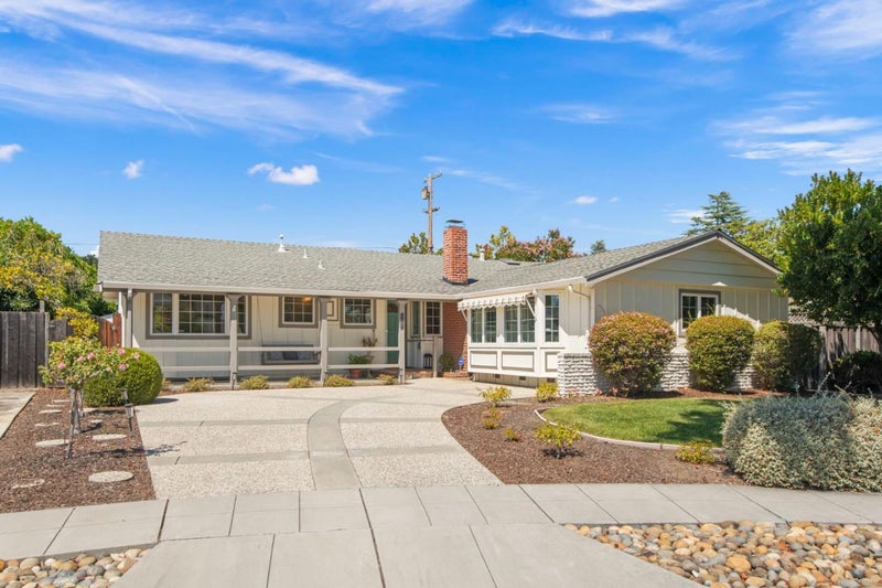 1147 Cotswald Court