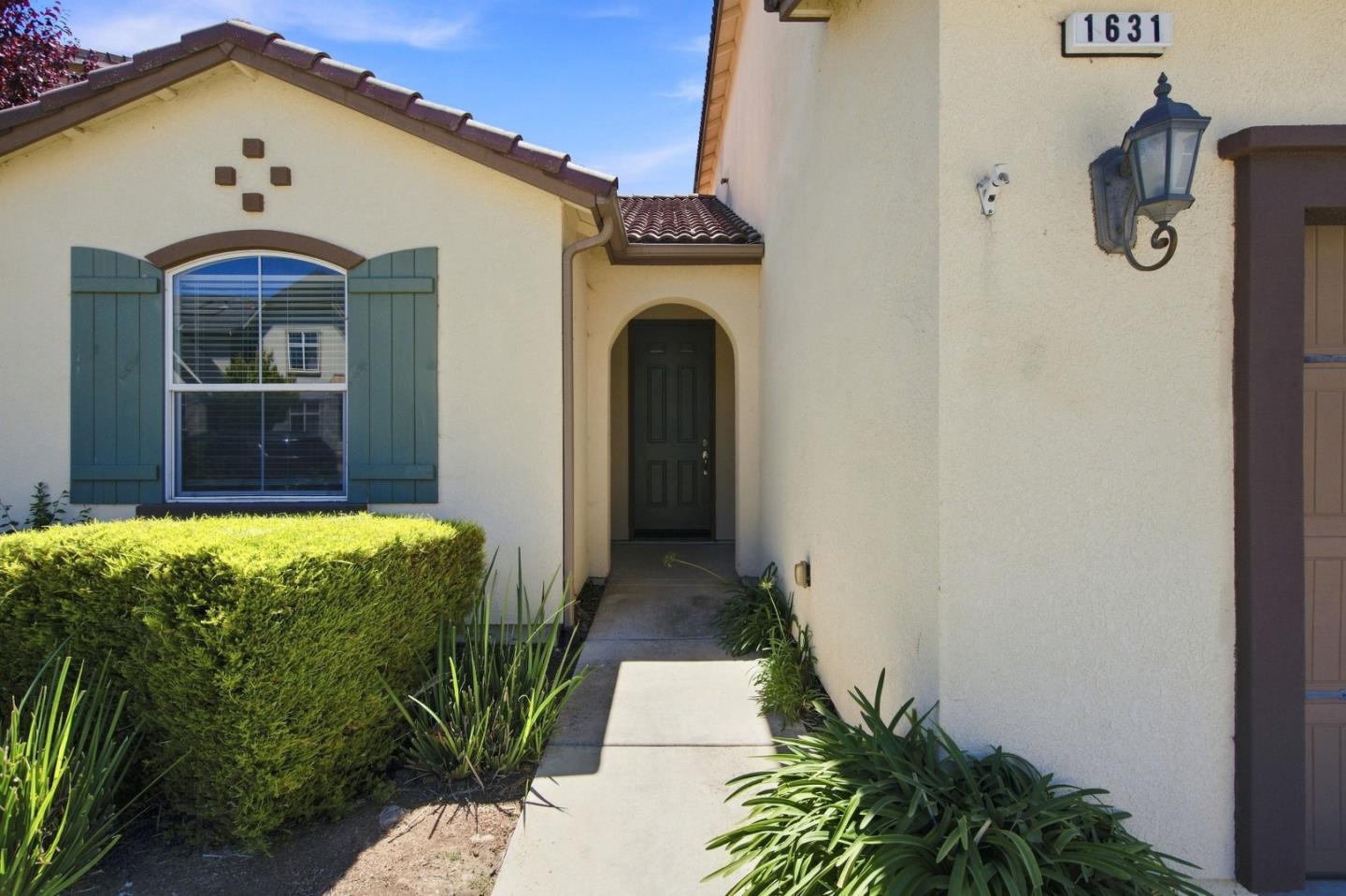 1631 Panorama Drive