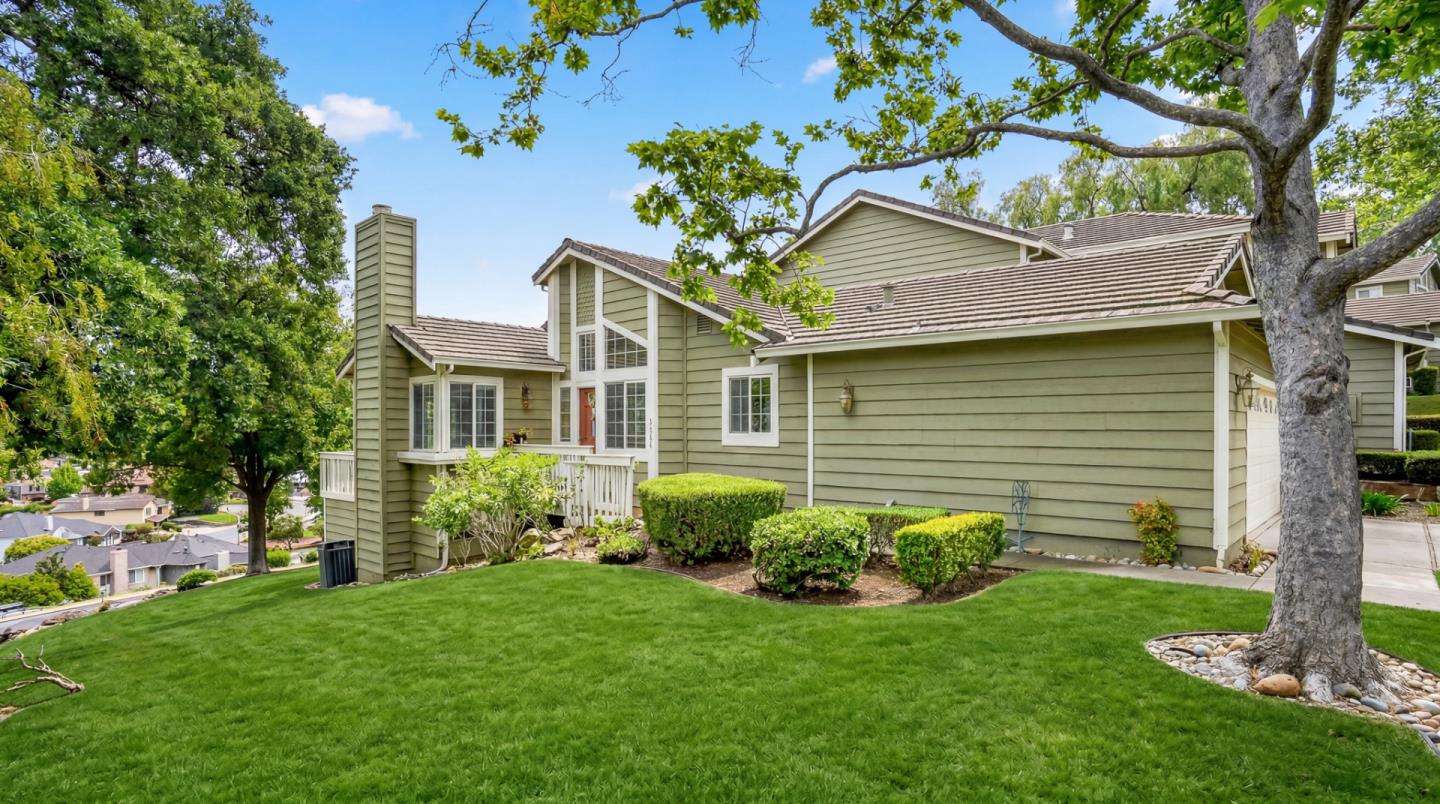 1220 Copper Peak Lane