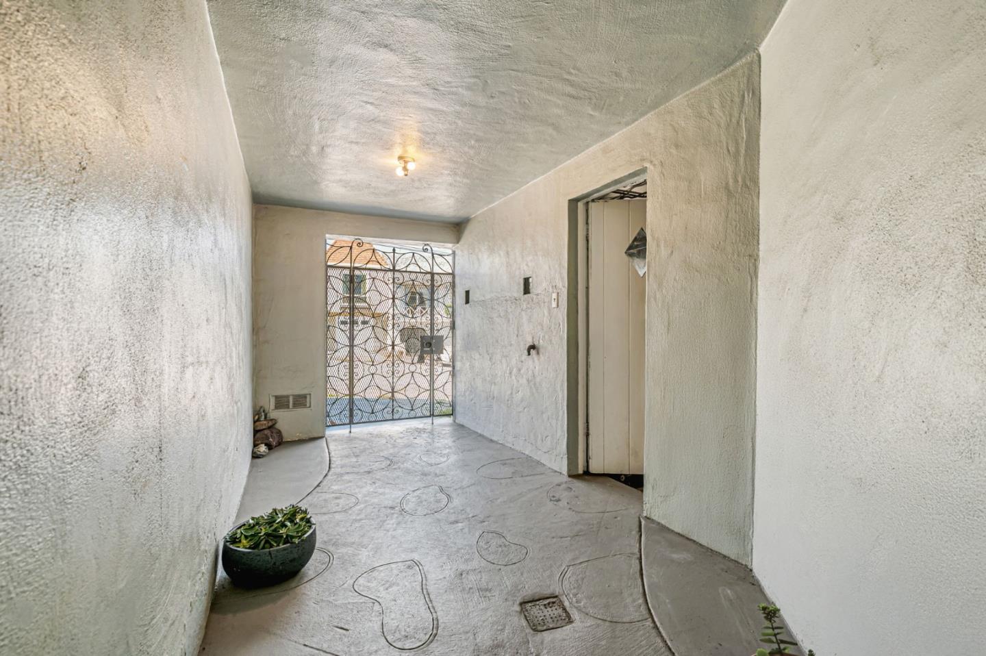 1910 22nd Avenue