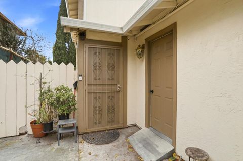 Tiny photo for 1762 Duffy Way, San Jose, CA 95116 (MLS # ML82027295)