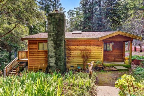 Photo of 13033 Lompico Road, FELTON, CA 95018 (MLS # ML82036050)