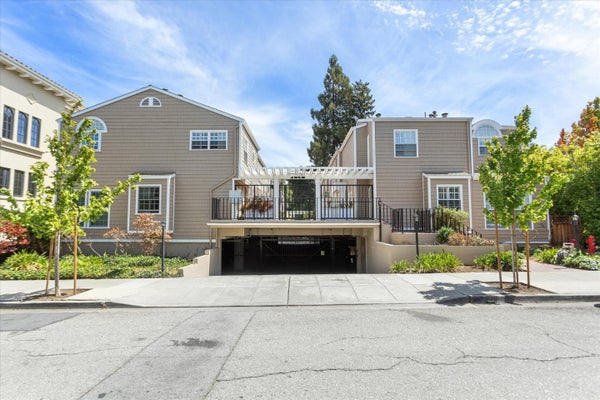 1555 CHERRY ST APT 4, SAN CARLOS, CA 94070 - Image 2930d04572ccccd9faeeded7ed5df640/3912138020