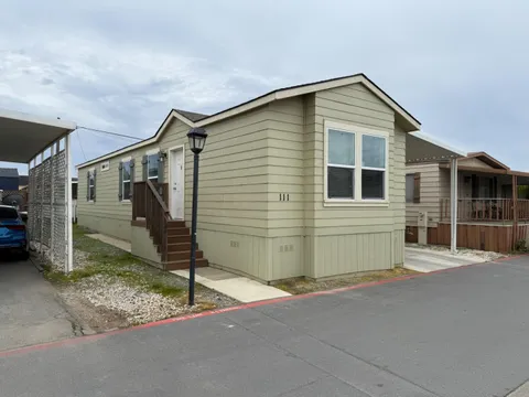 20 Russell Road Unit 111, Salinas, CA 93906 - MLS#: ML81992472