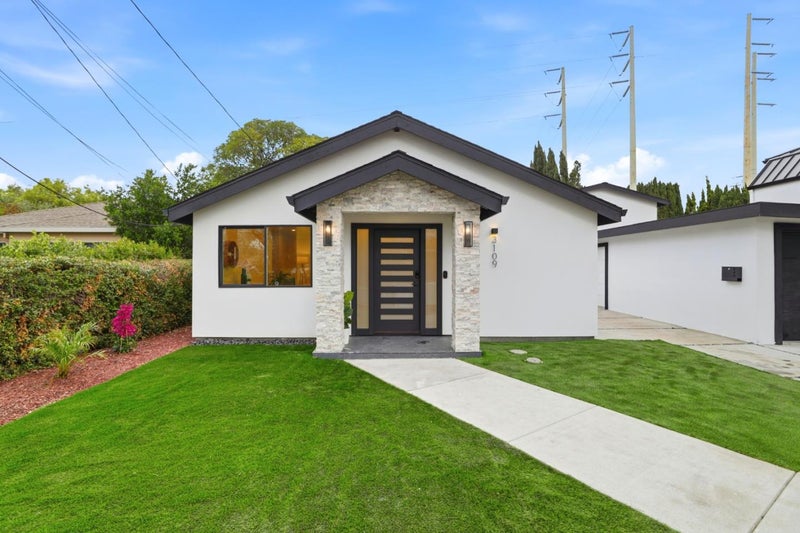 3109 Maddux Drive