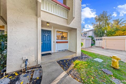 Tiny photo for 260 W Dunne Avenue #20, MORGAN HILL, CA 95037 (MLS # ML82028572)