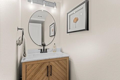 Tiny photo for 260 W Dunne Avenue #20, MORGAN HILL, CA 95037 (MLS # ML82028572)