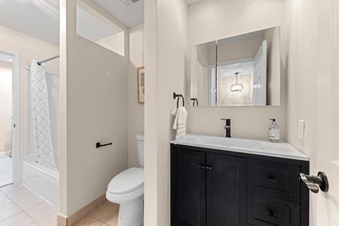 Tiny photo for 260 W Dunne Avenue #20, MORGAN HILL, CA 95037 (MLS # ML82028572)