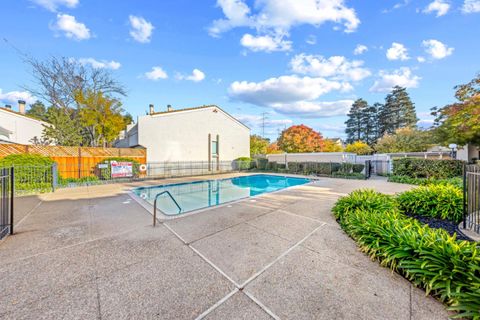 Tiny photo for 260 W Dunne Avenue #20, MORGAN HILL, CA 95037 (MLS # ML82028572)