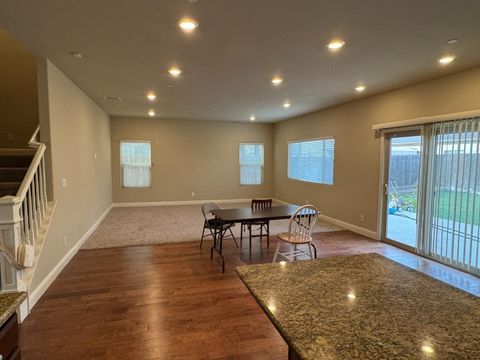 Tiny photo for 3329 N Shelly Avenue, FRESNO, CA 93727 (MLS # ML82023127)