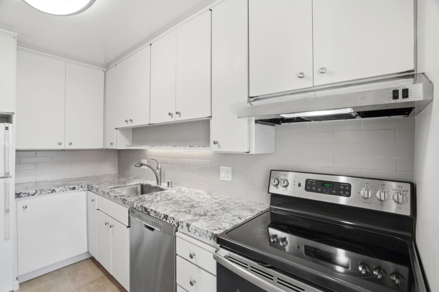803 North Humboldt Street 405