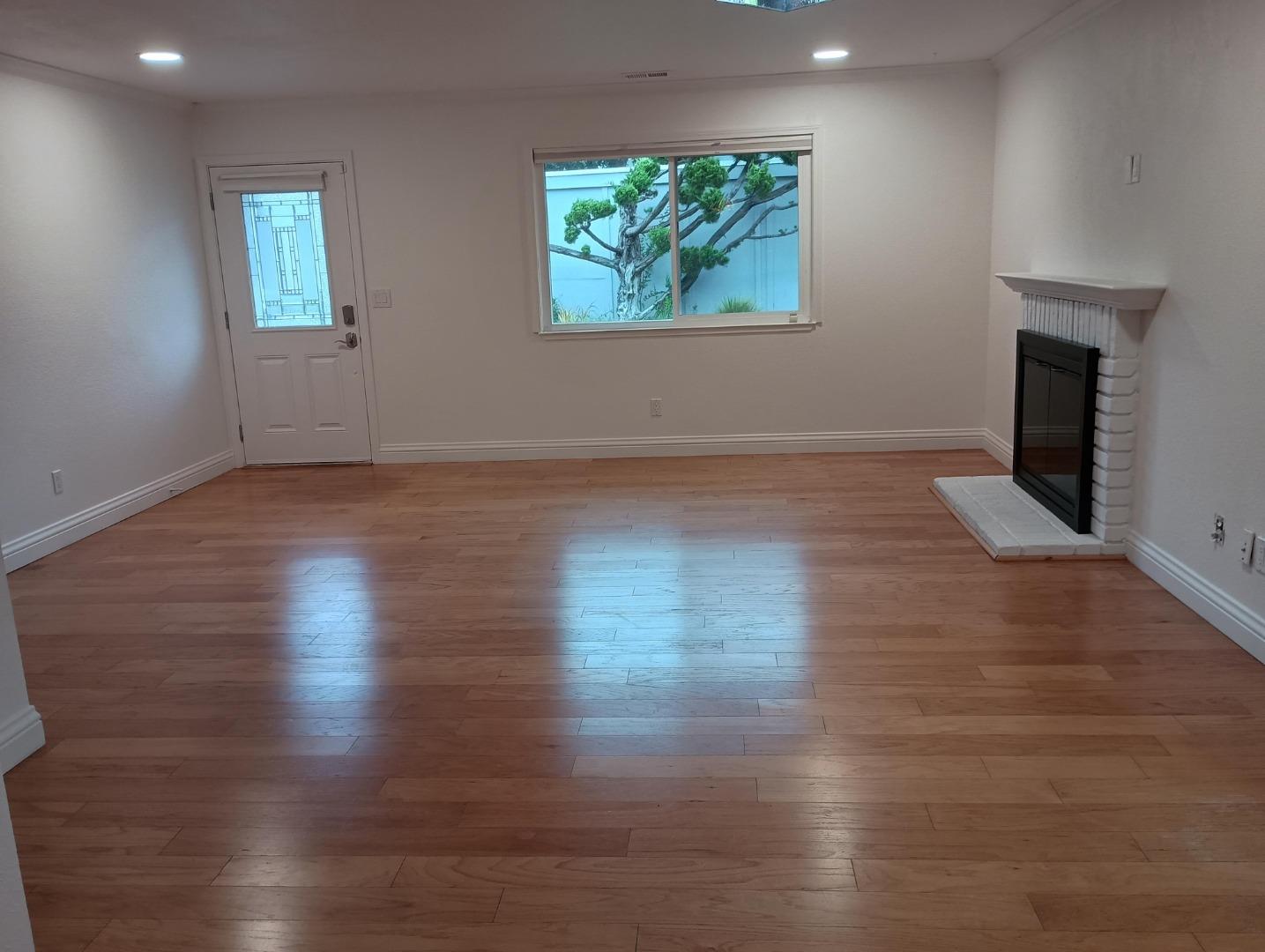 1514 Dolphin Drive 1514