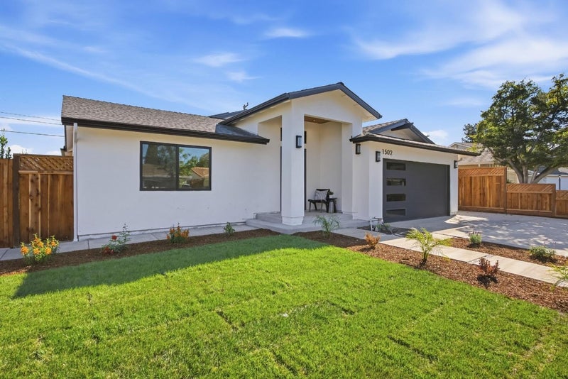 1502 Woodson Court