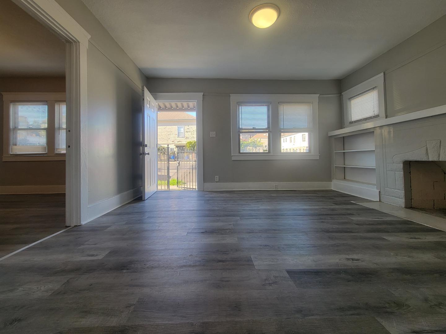 1900-1904 21st Avenue