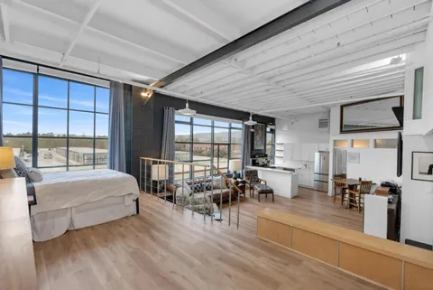 4053 Harlan Street Unit 311, Emeryville, CA 94608 - #: ML82000519