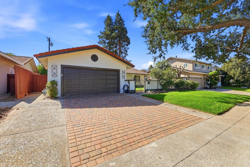 1054 Timber crest Drive