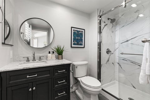 Tiny photo for 61 Thousand Oaks Street, OAKLAND, CA 94605 (MLS # ML82060489)