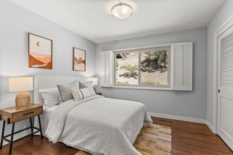 Tiny photo for 61 Thousand Oaks Street, OAKLAND, CA 94605 (MLS # ML82060489)