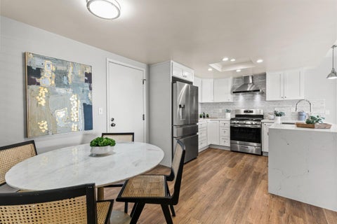 Tiny photo for 61 Thousand Oaks Street, OAKLAND, CA 94605 (MLS # ML82060489)