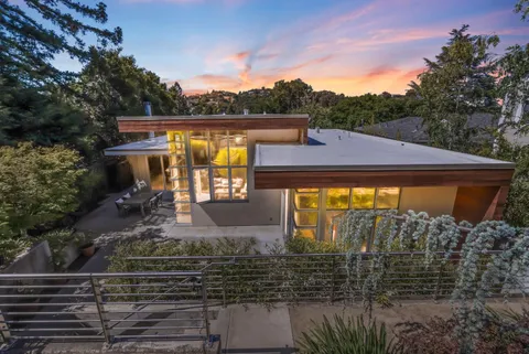 211 Manor Drive, San Carlos, CA 94070 - MLS#: ML82004705