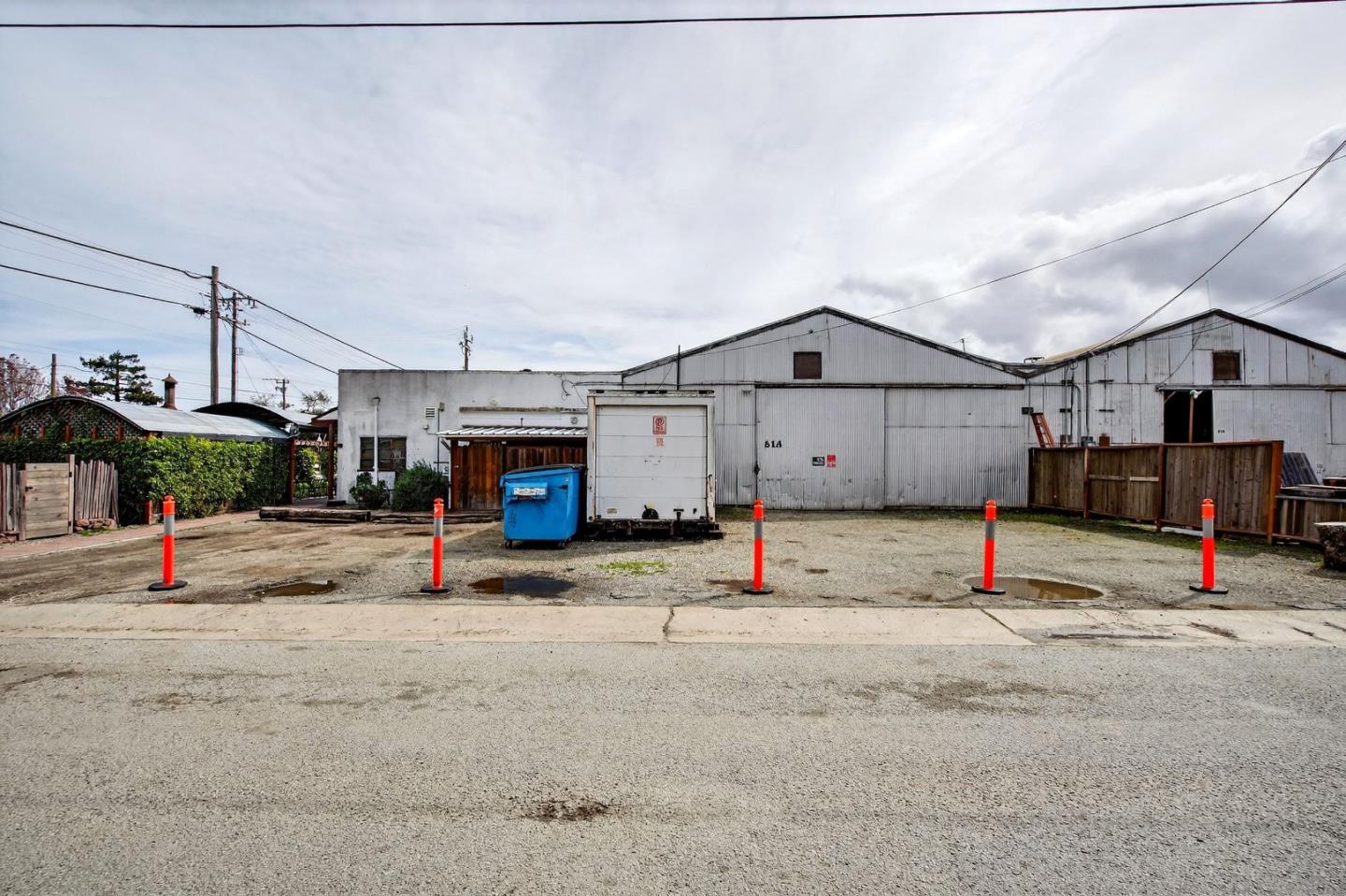 81 - 81 AB 4th Street