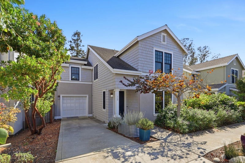 119 Tosca Terrace