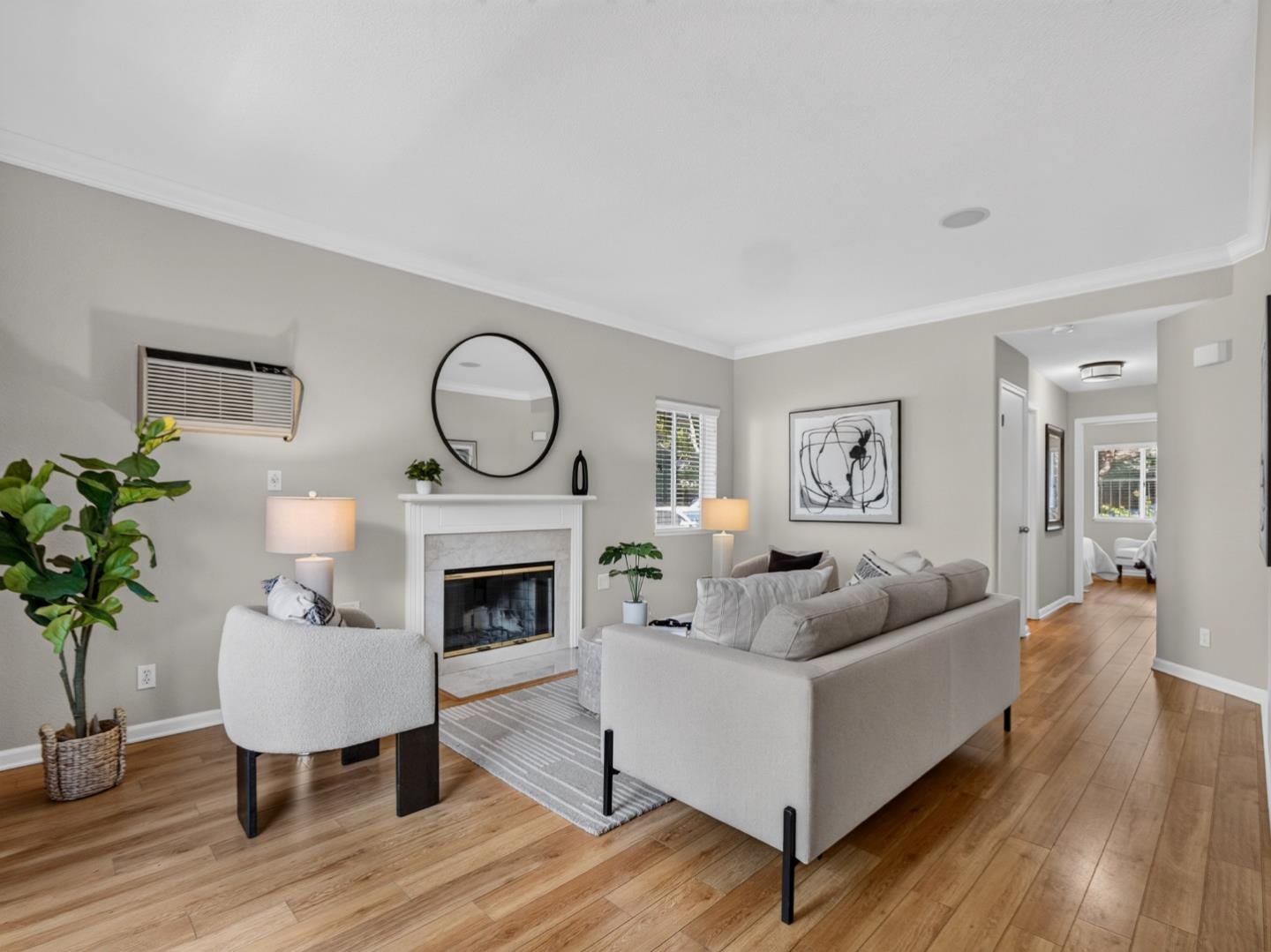 2968 Moorpark Avenue