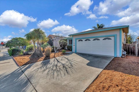 Featured picture for the property ML81955808