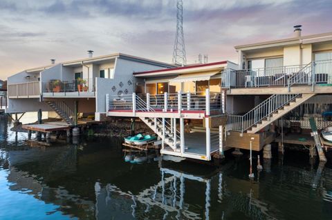 Photo of 412 Fathom Drive, SAN MATEO, CA 94404 (MLS # ML82040406)