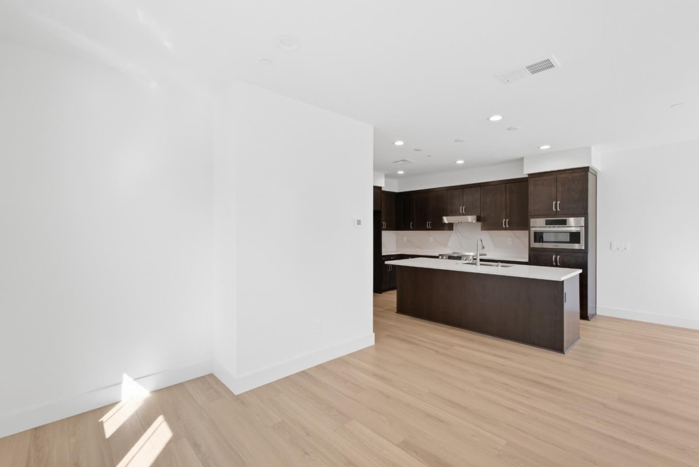 4450 Fontana Street