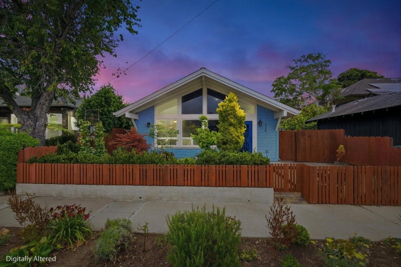212 3rd Avenue