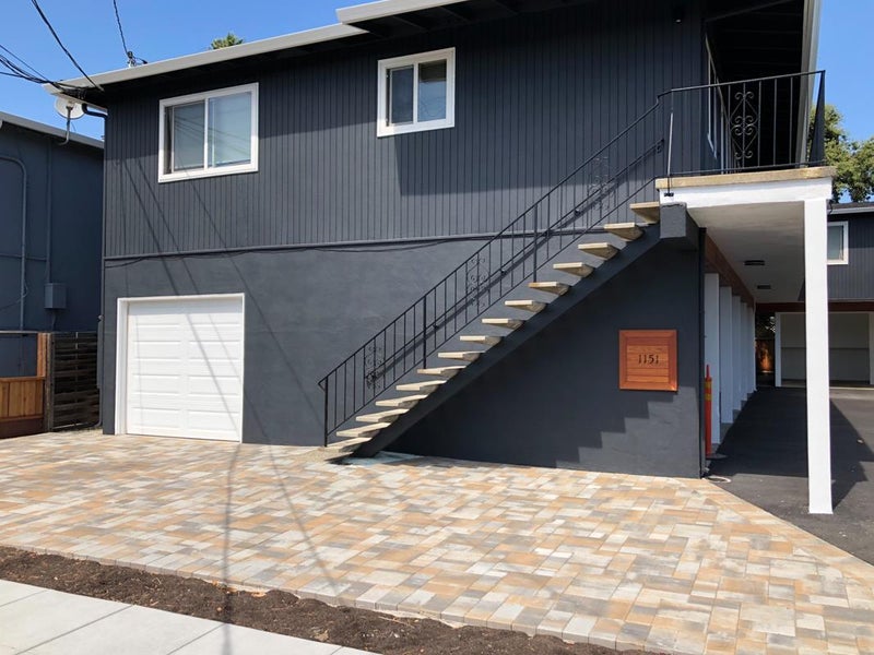 1151 Davis Street