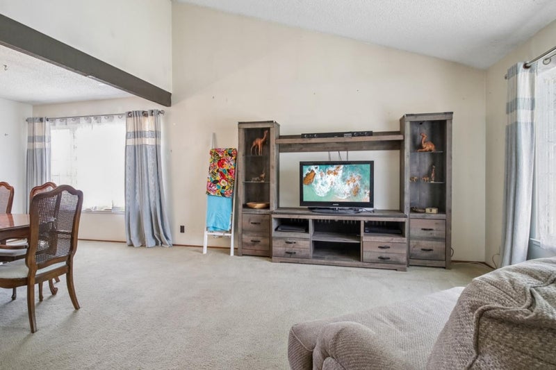 4967 Avenida De Angelina