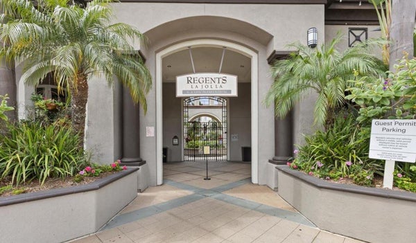 9263 REGENTS RD UNIT B301, LA JOLLA, CA 92037 - Image 2abf3e22daa80dc5a81217d9f7bee55a/2629239617
