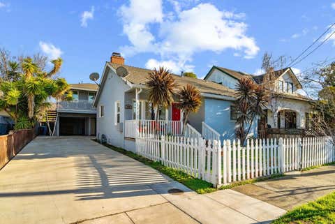 Featured picture for the property ML81984144