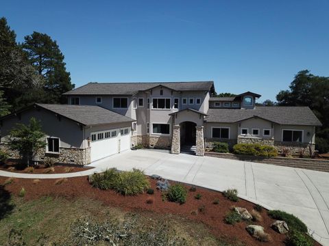 Photo of 1250 Day Valley Ridge RDG, APTOS, CA 95003 (MLS # ML82047863)