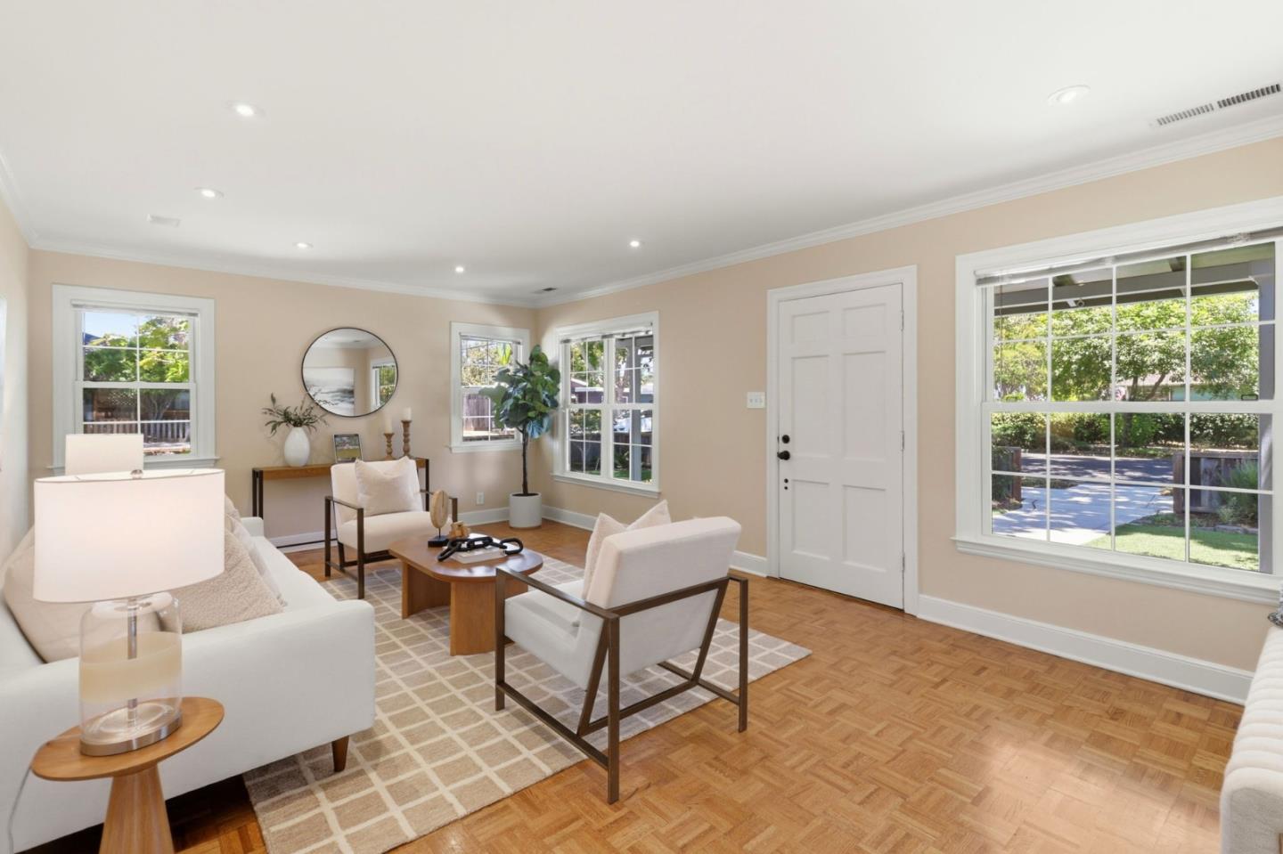 1723 Lenolt Street