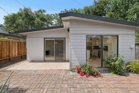 Photo of 1565 Stanford Avenue, PALO ALTO, CA 94306 (MLS # ML82062519)