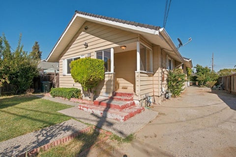 Photo of 71 Rustic Street, HOLLISTER, CA 95023 (MLS # ML82062027)